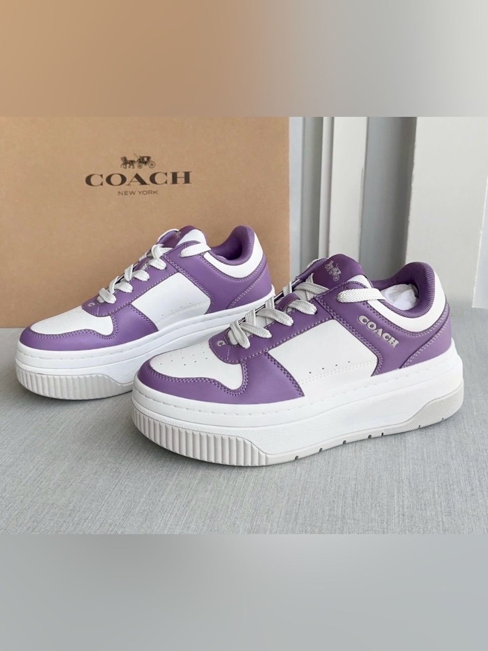 Coach women Platform Sneaker Size 7 & 7.5 - Picture 2 of 5